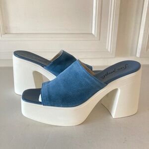 NWOT Free People Zoe Blue Suede Platform Heels Sz 41